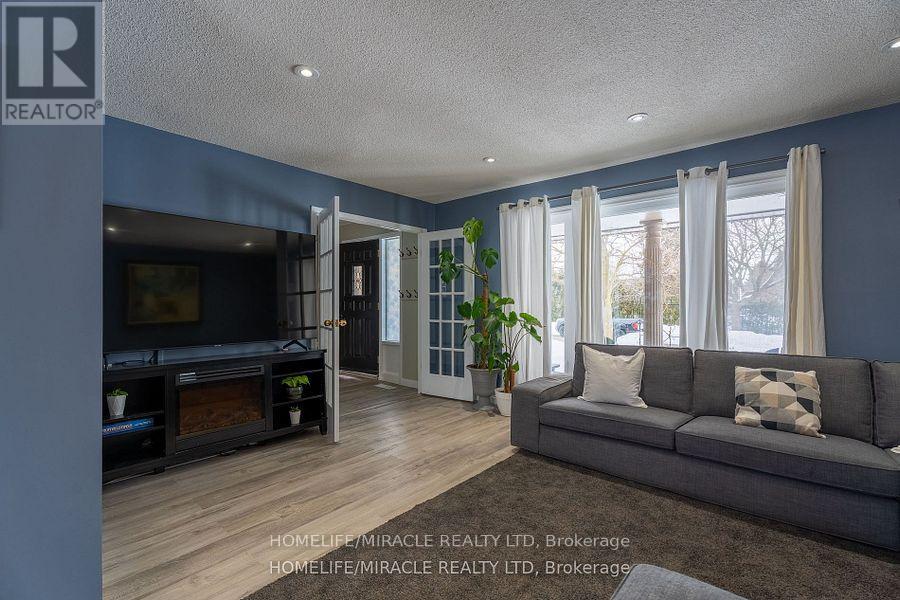 Property at 104 STUART STREET image 2