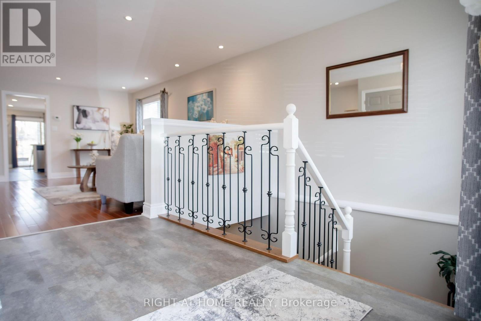 Property at 74 COUNTRY LANE image 2
