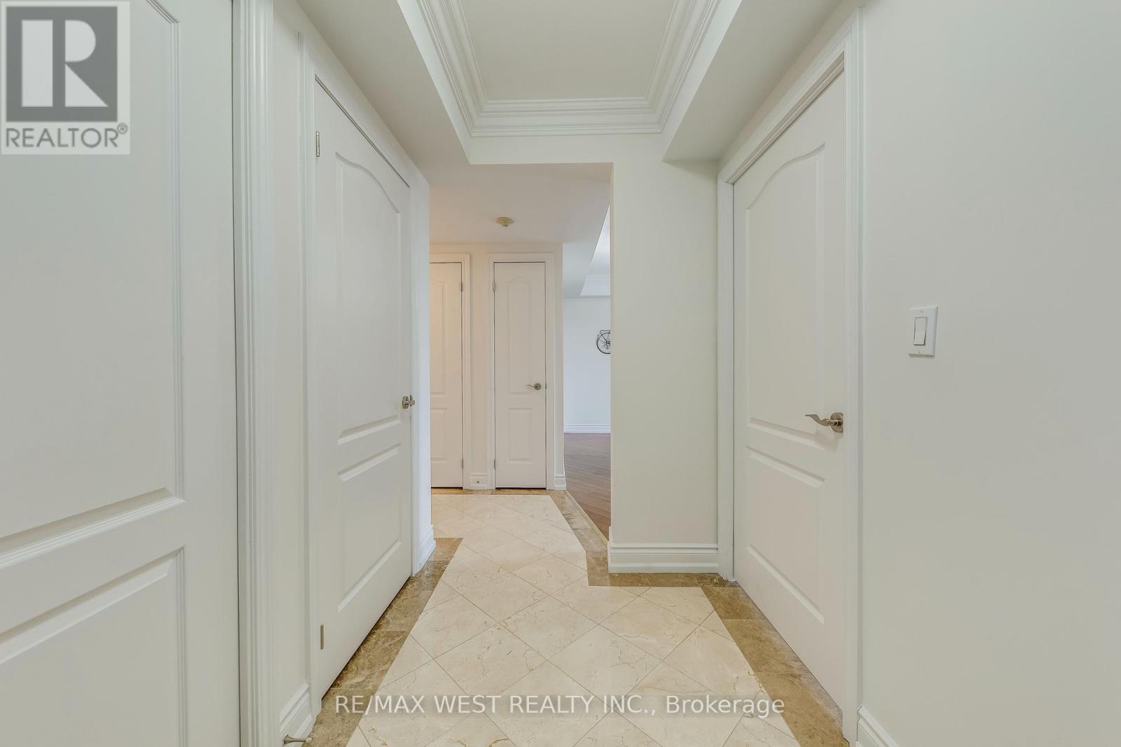 710 - 2088 Lawrence Avenue W, Toronto, Ontario  M9N 3Z9 - Photo 22 - W12076219