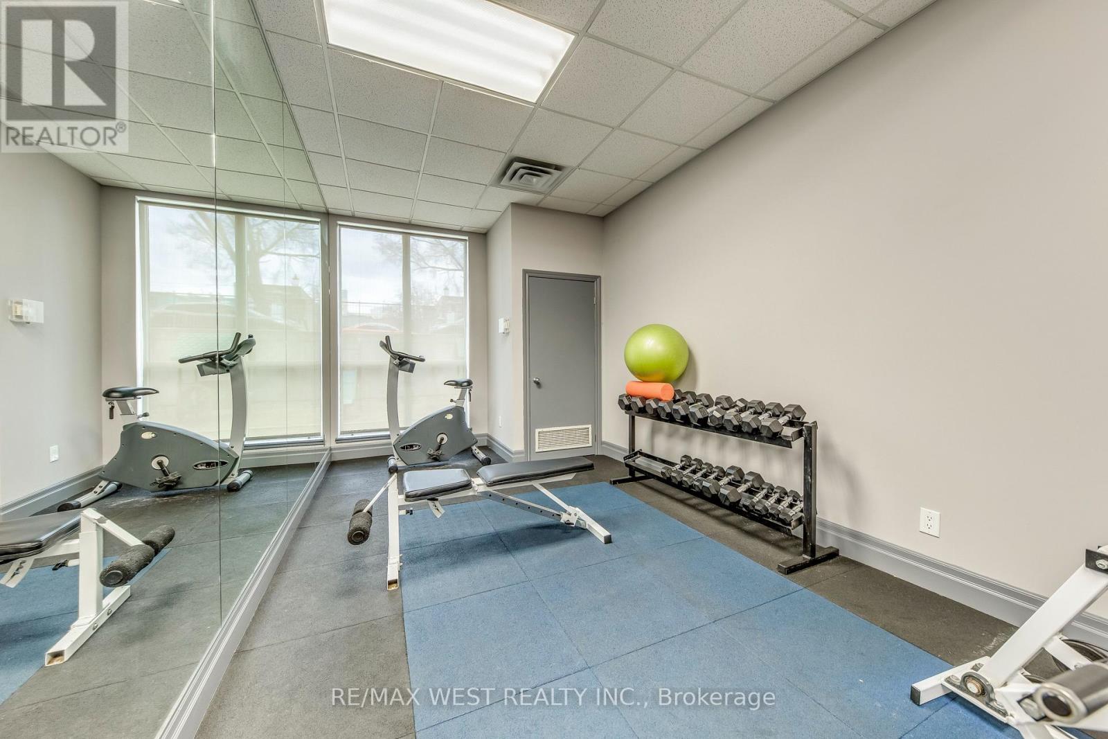 710 - 2088 Lawrence Avenue W, Toronto, Ontario  M9N 3Z9 - Photo 32 - W12076219