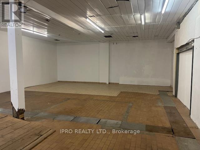 Rear Unit - 1561 Keele Street, Toronto, Ontario  M6N 3G1 - Photo 8 - W12076250