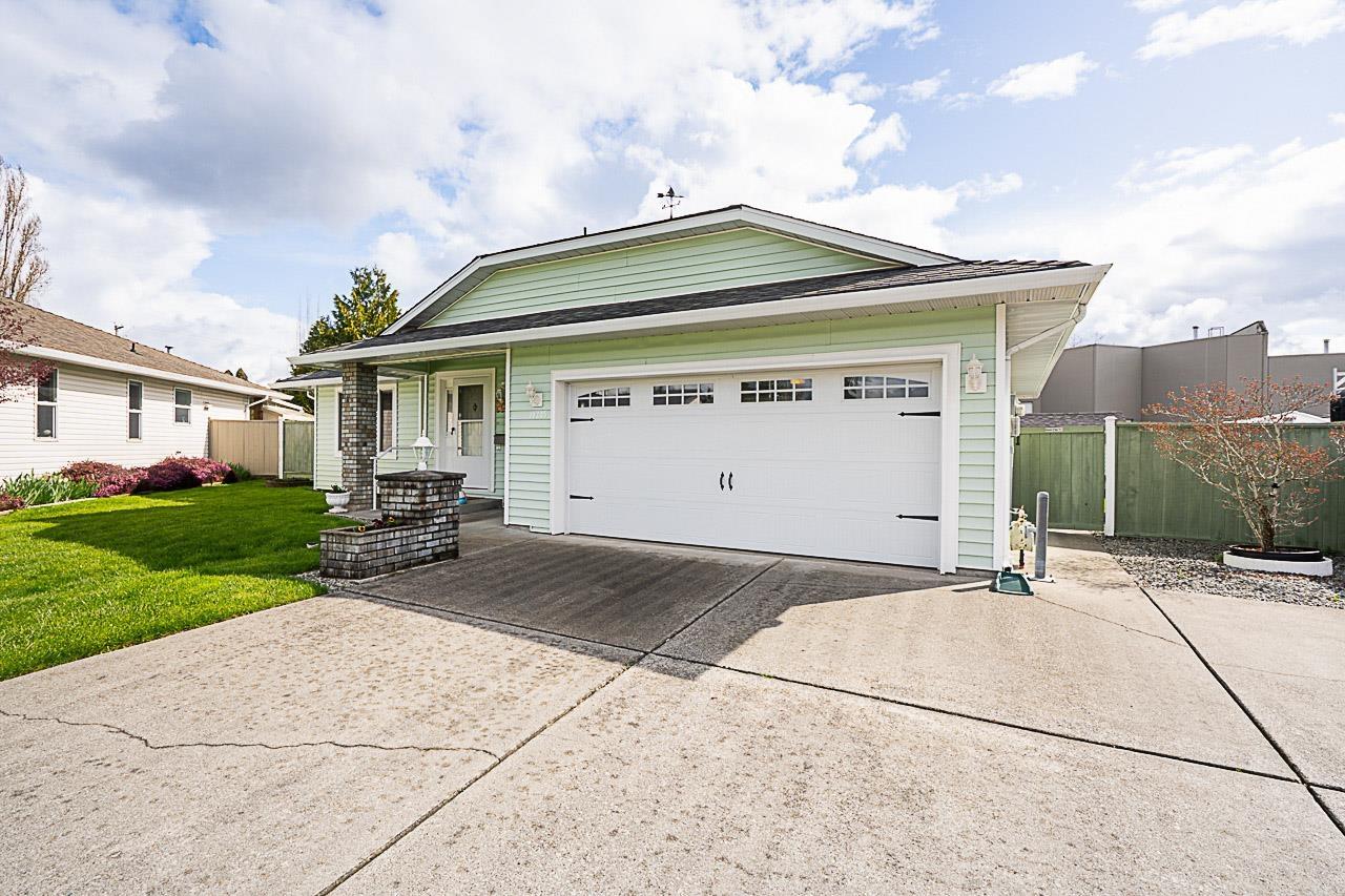 Property at 19245 59A AVENUE image 3