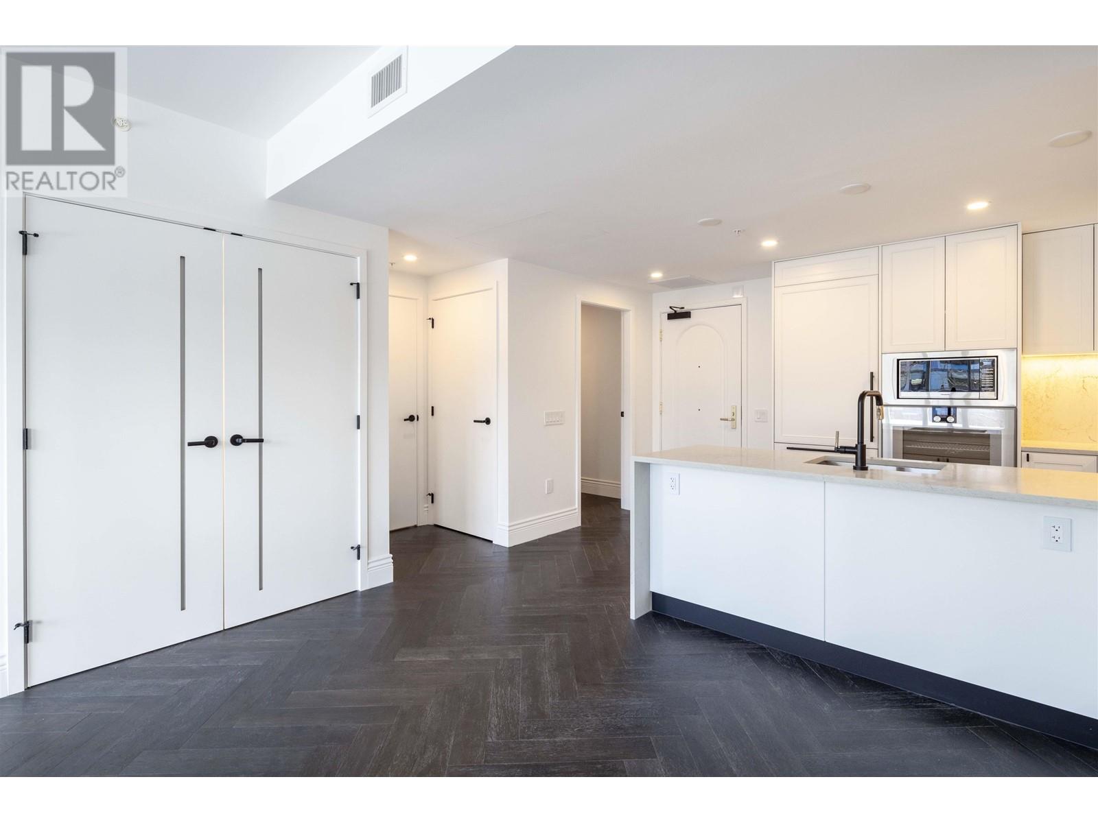 211 2096 W 47th Avenue, Vancouver, British Columbia  V6M 2M7 - Photo 10 - R2989029