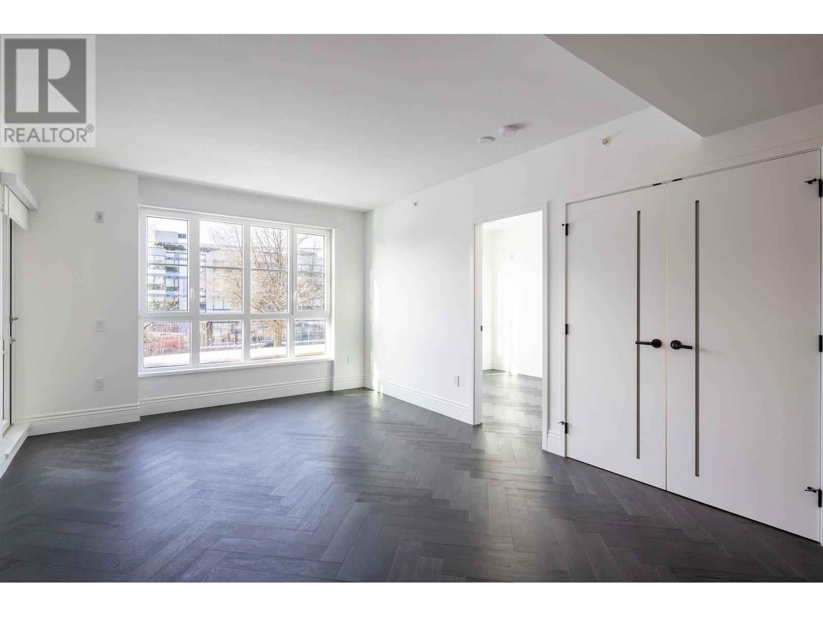 211 2096 W 47th Avenue, Vancouver, British Columbia  V6M 2M7 - Photo 11 - R2989029
