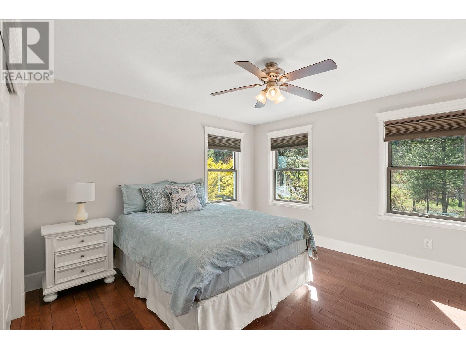 Property at 1750 Westside Road N Unit# 9 image 3