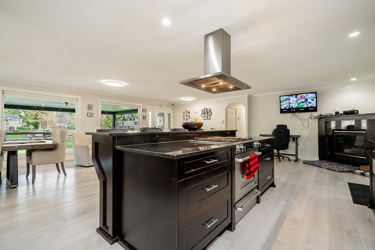 23655 54a Avenue, Langley, British Columbia  V2Z 2P2 - Photo 8 - R2987997