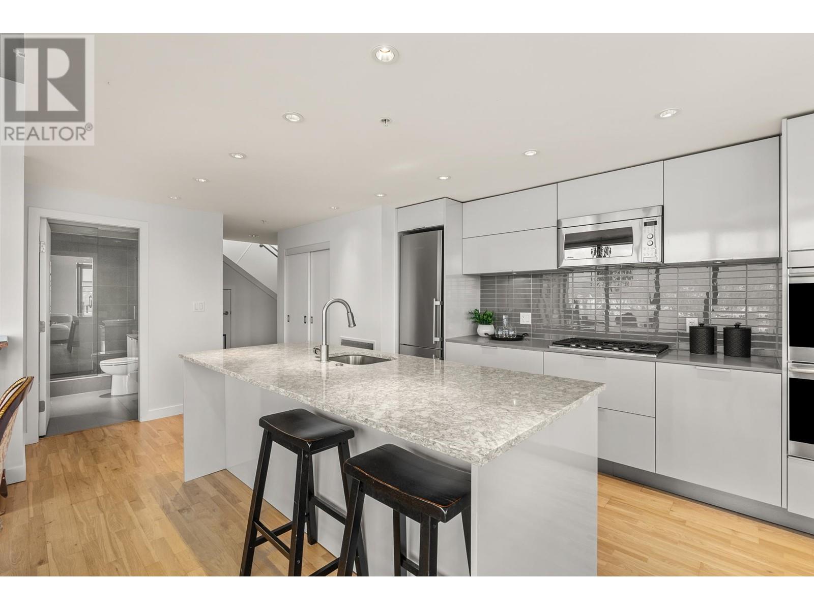 Ph1 108 W Cordova Street, Vancouver, British Columbia  V6B 0G5 - Photo 8 - R2988888