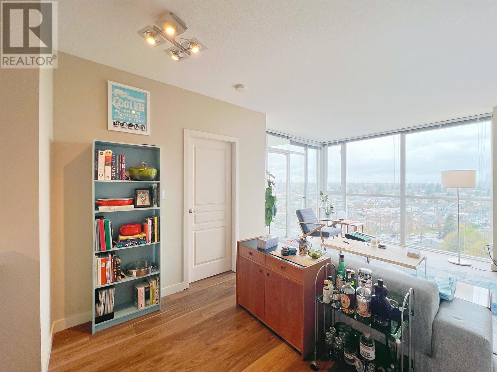 1302 4028 Knight Street, Vancouver, British Columbia  V5N 5Y8 - Photo 11 - R2989253