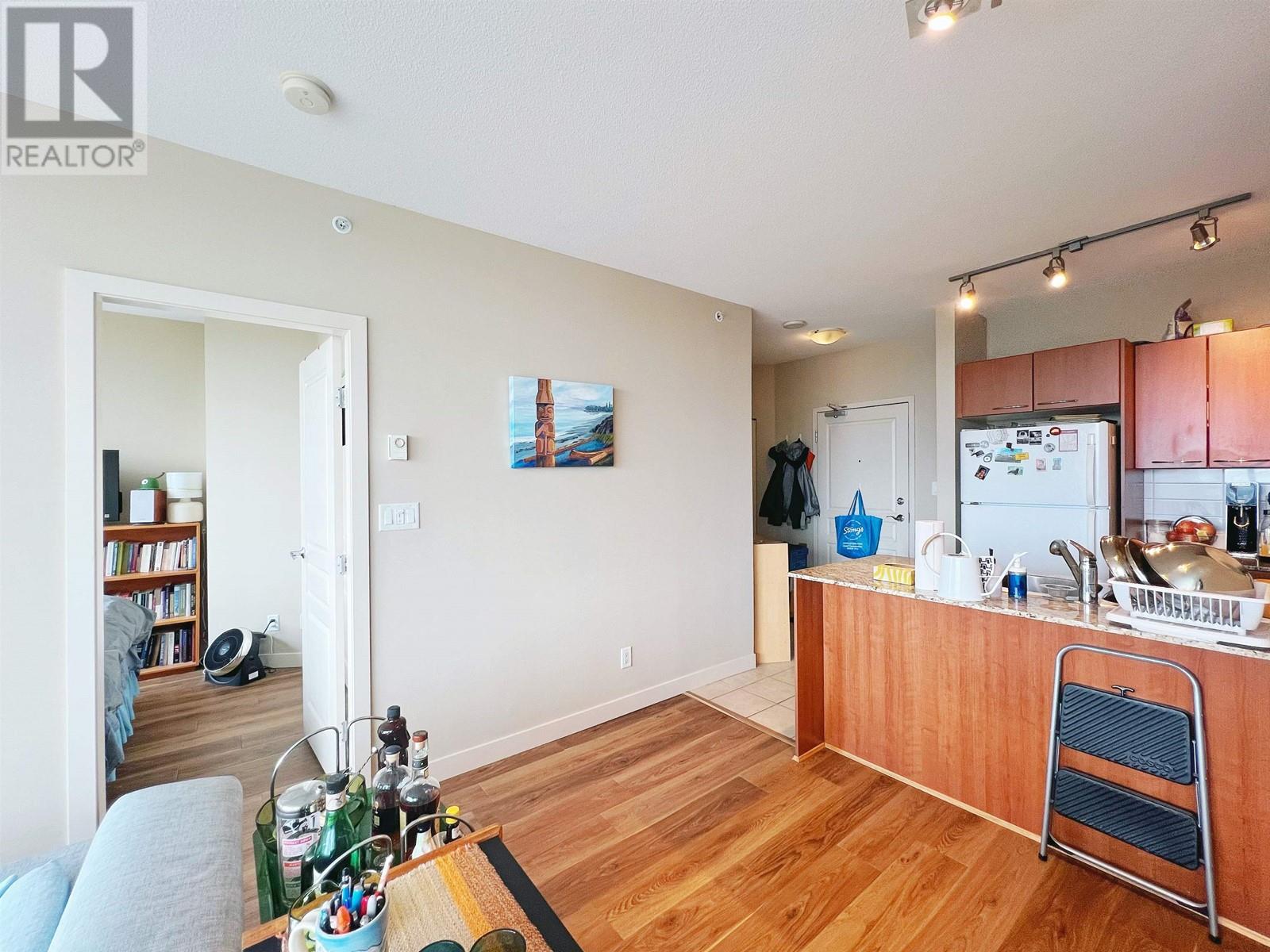 1302 4028 Knight Street, Vancouver, British Columbia  V5N 5Y8 - Photo 5 - R2989253