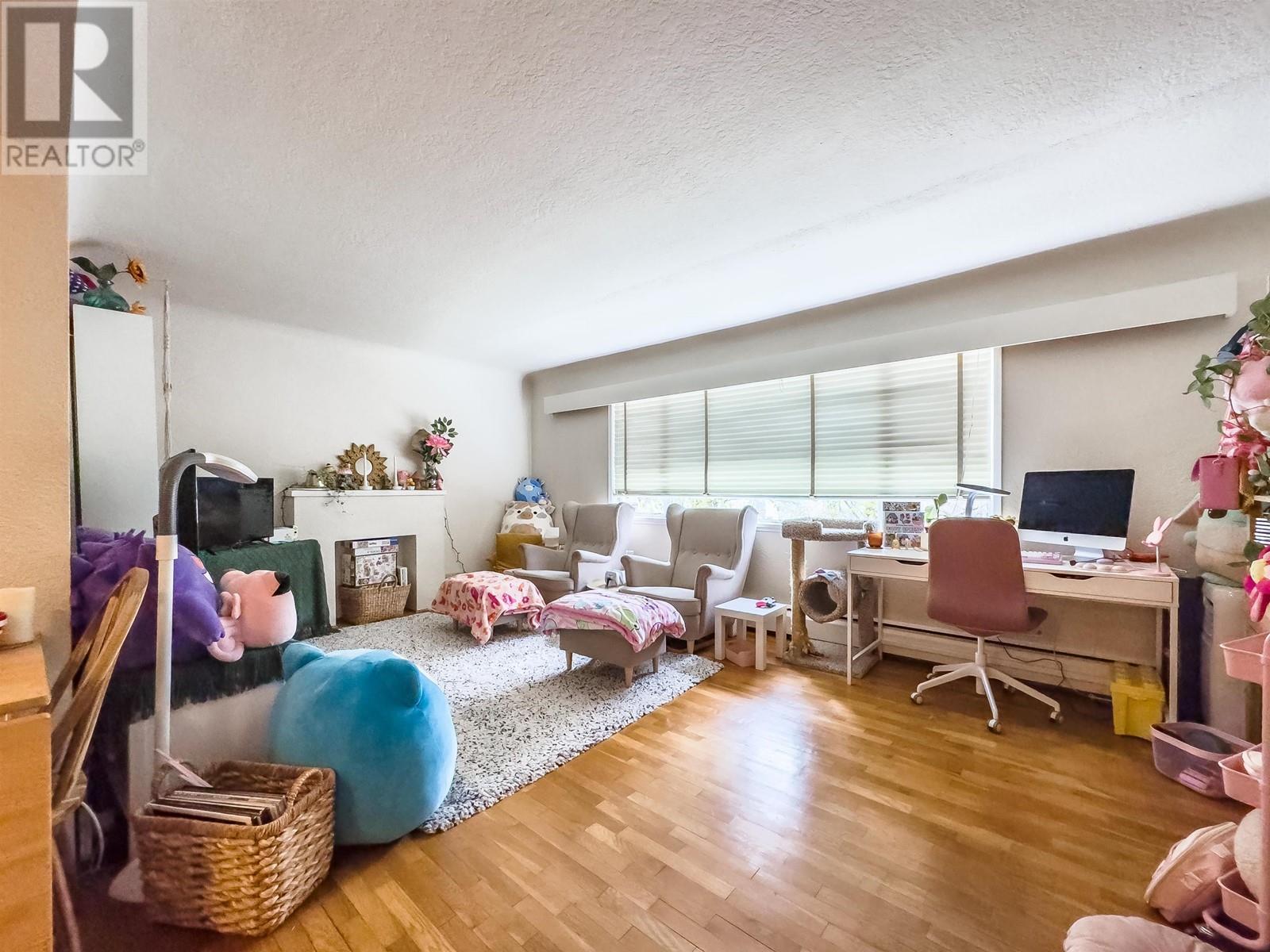 8692 French Street, Vancouver, British Columbia  V6P 4W6 - Photo 6 - C8067893