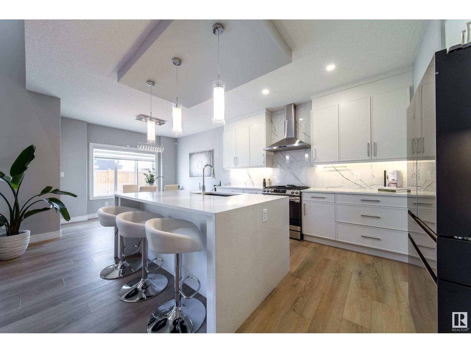 Property at 3215 160 ST SW image 4