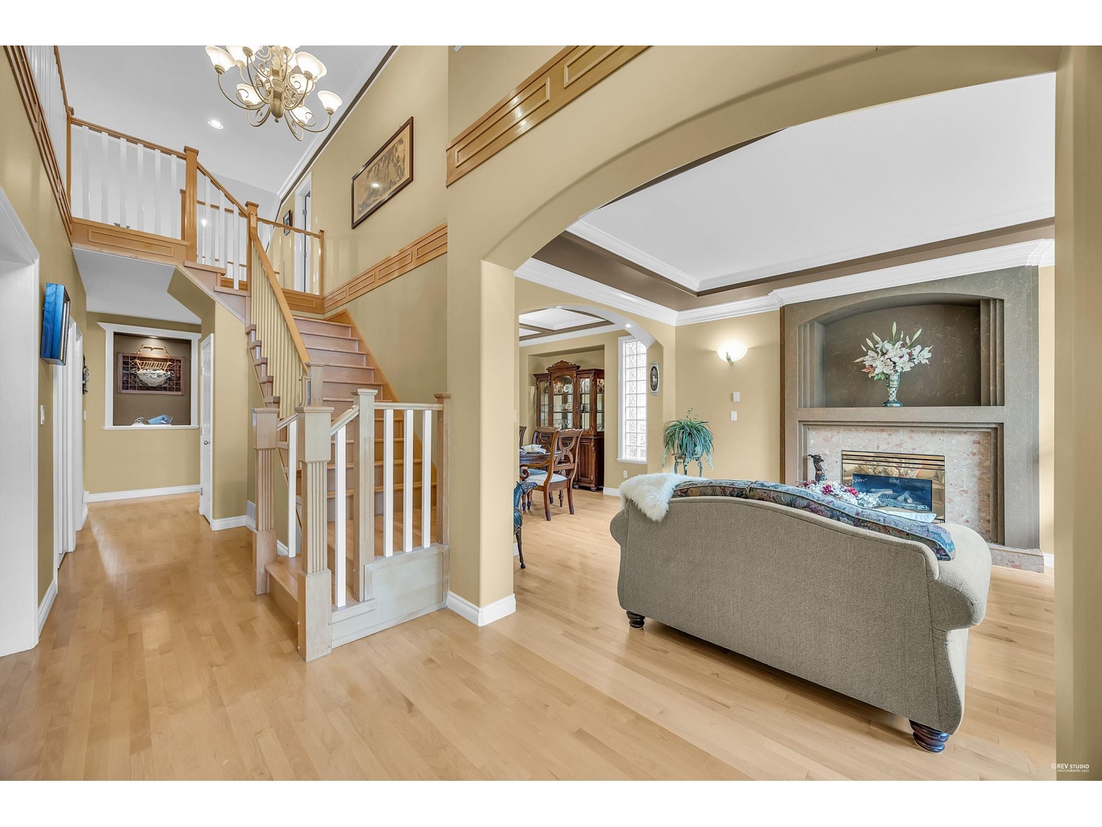 Property at 14942 22A AVENUE image 5