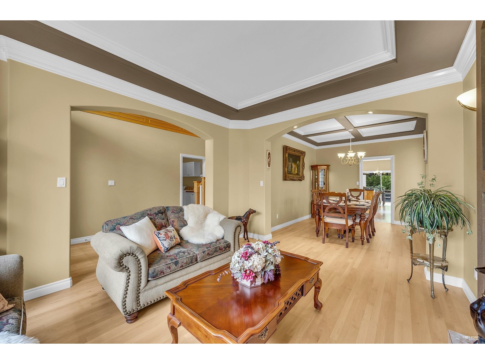 Property at 14942 22A AVENUE image 3