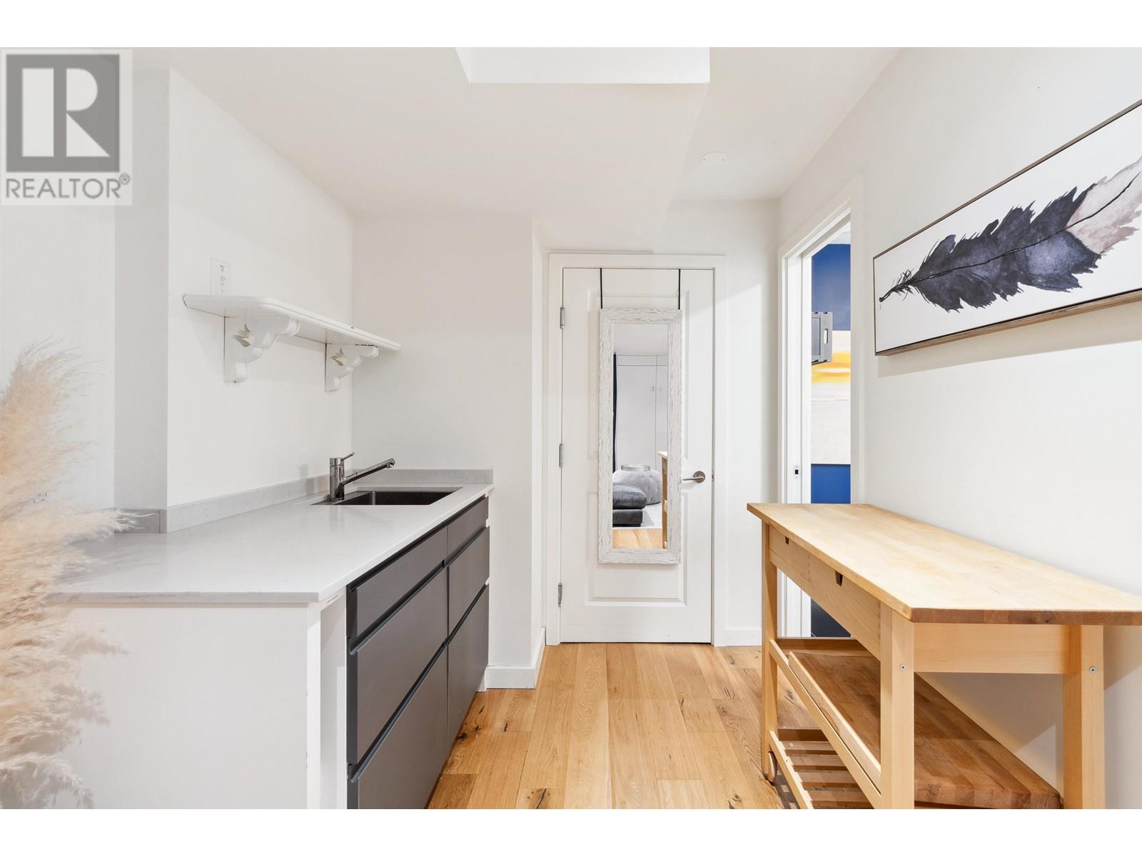 223 E 18th Street, North Vancouver, British Columbia  V7L 2X7 - Photo 24 - R2986626