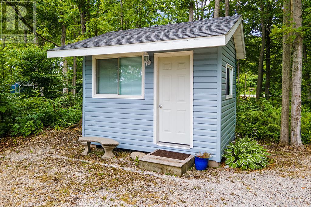 363 Bruce Road 13, Native Leased Lands, Ontario  N0H 2L0 - Photo 33 - X12076307