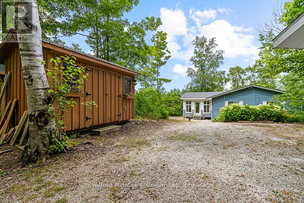 363 Bruce Road 13, Native Leased Lands, Ontario  N0H 2L0 - Photo 38 - X12076307