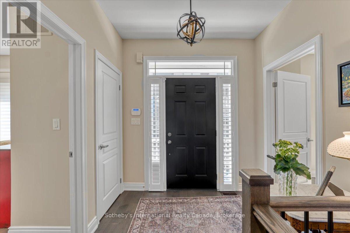 4 Emerson Mews, Collingwood, Ontario  L9Y 2X4 - Photo 8 - S12070335