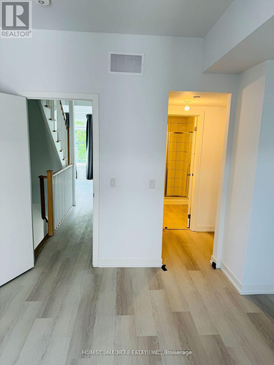 64a Tisdale Avenue, Toronto, Ontario  M4A 1C5 - Photo 7 - C12076348