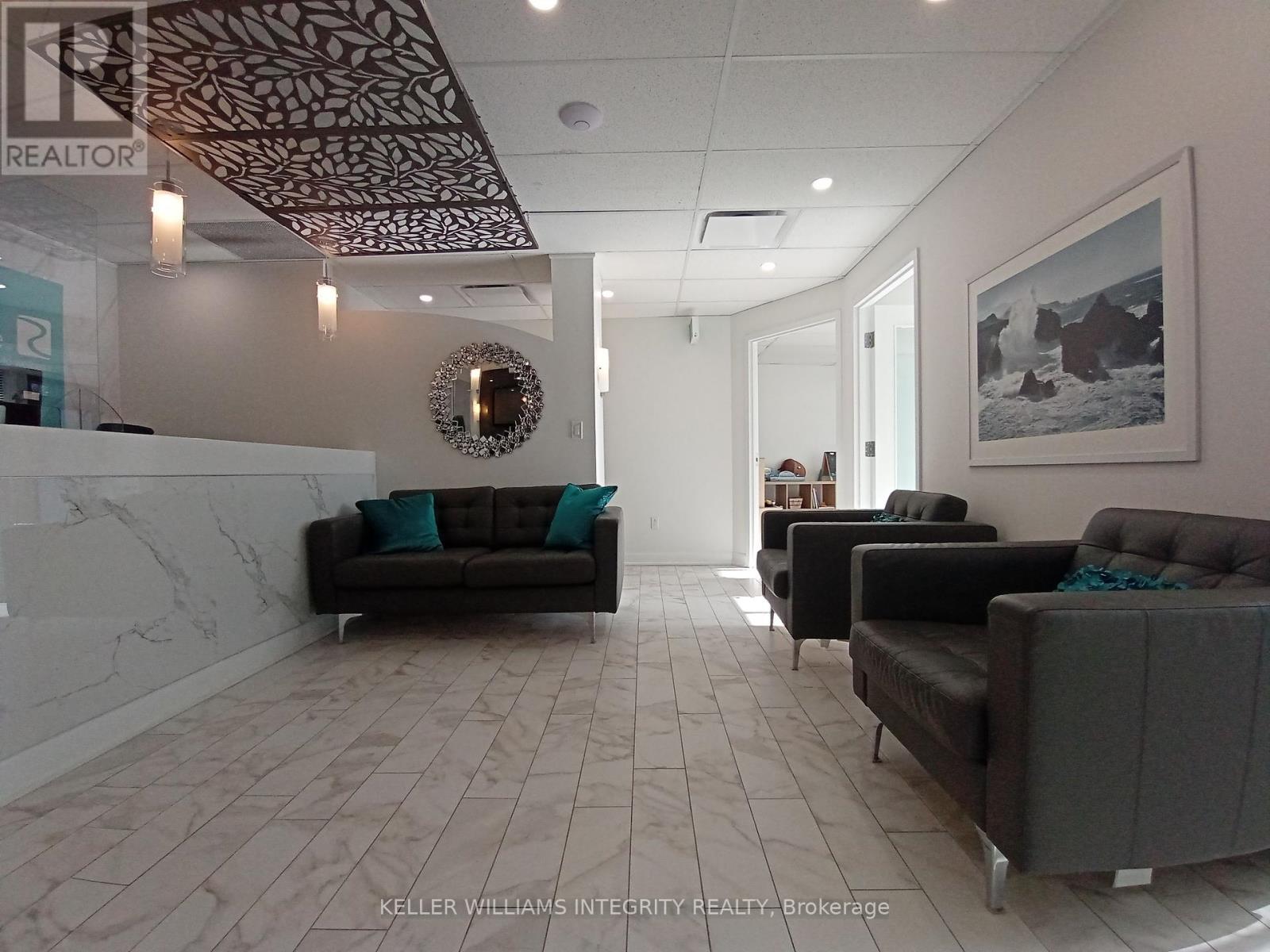 69 Kempster Avenue, Ottawa, Ontario  K2B 6M2 - Photo 15 - X12076347