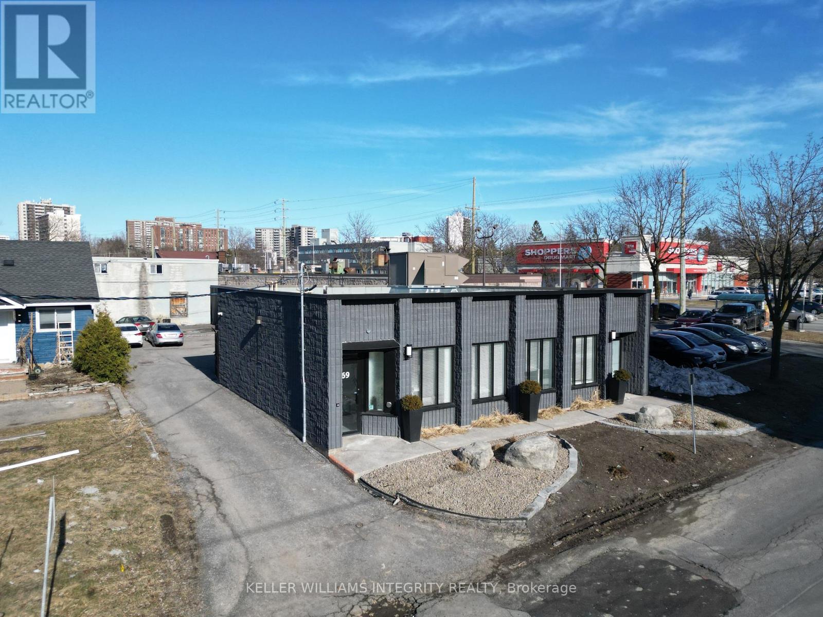 69 Kempster Avenue, Ottawa, Ontario  K2B 6M2 - Photo 2 - X12076347