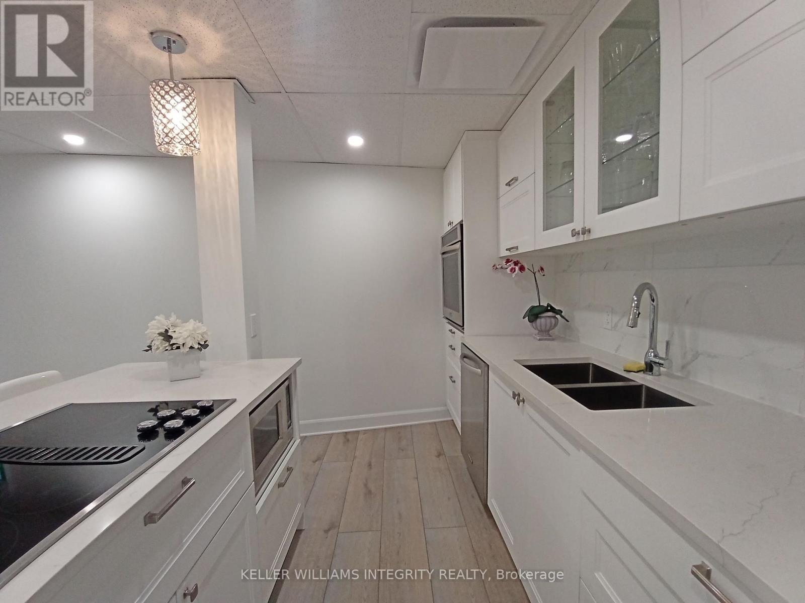 69 Kempster Avenue, Ottawa, Ontario  K2B 6M2 - Photo 35 - X12076347