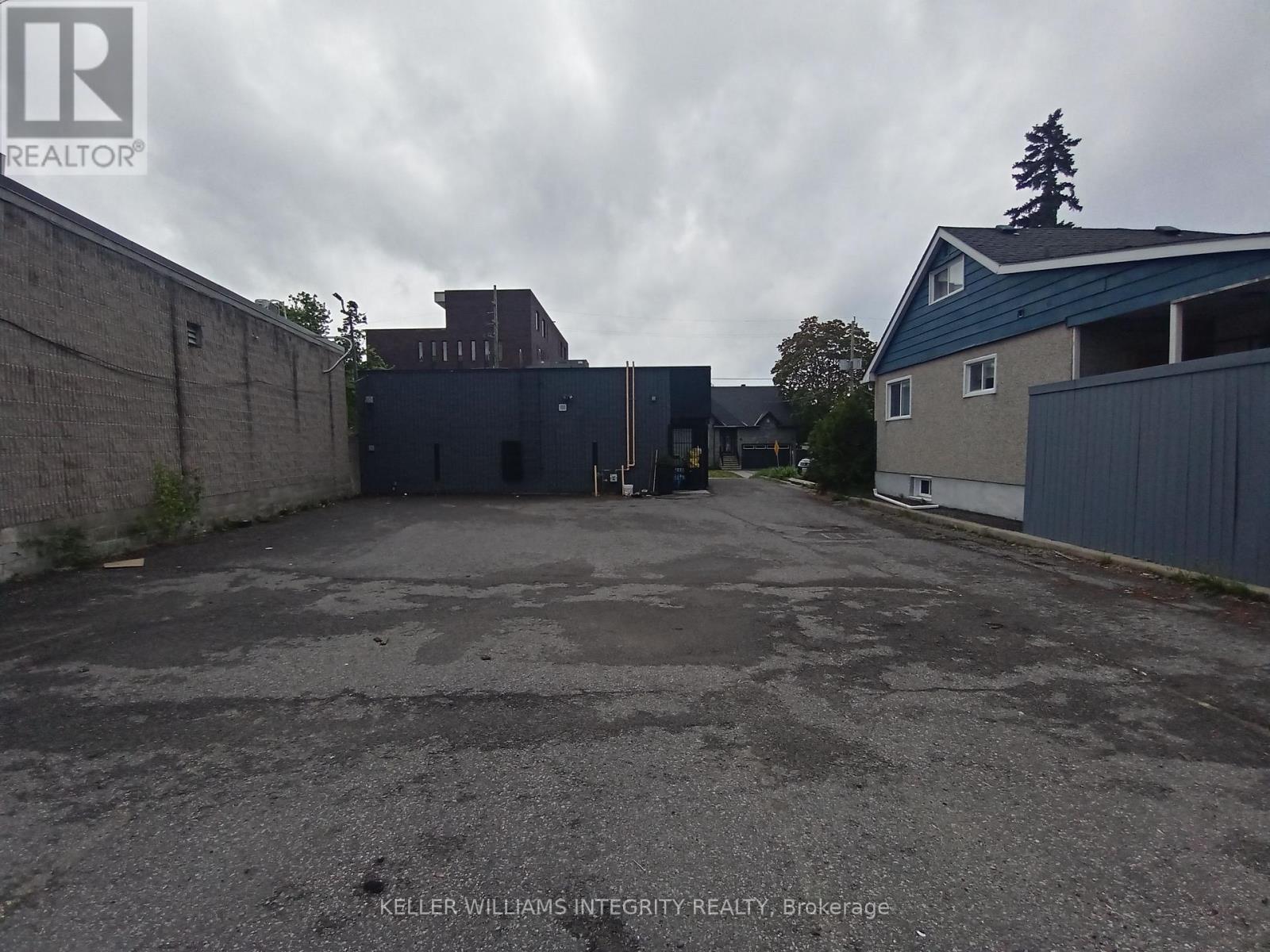 69 Kempster Avenue, Ottawa, Ontario  K2B 6M2 - Photo 42 - X12076347