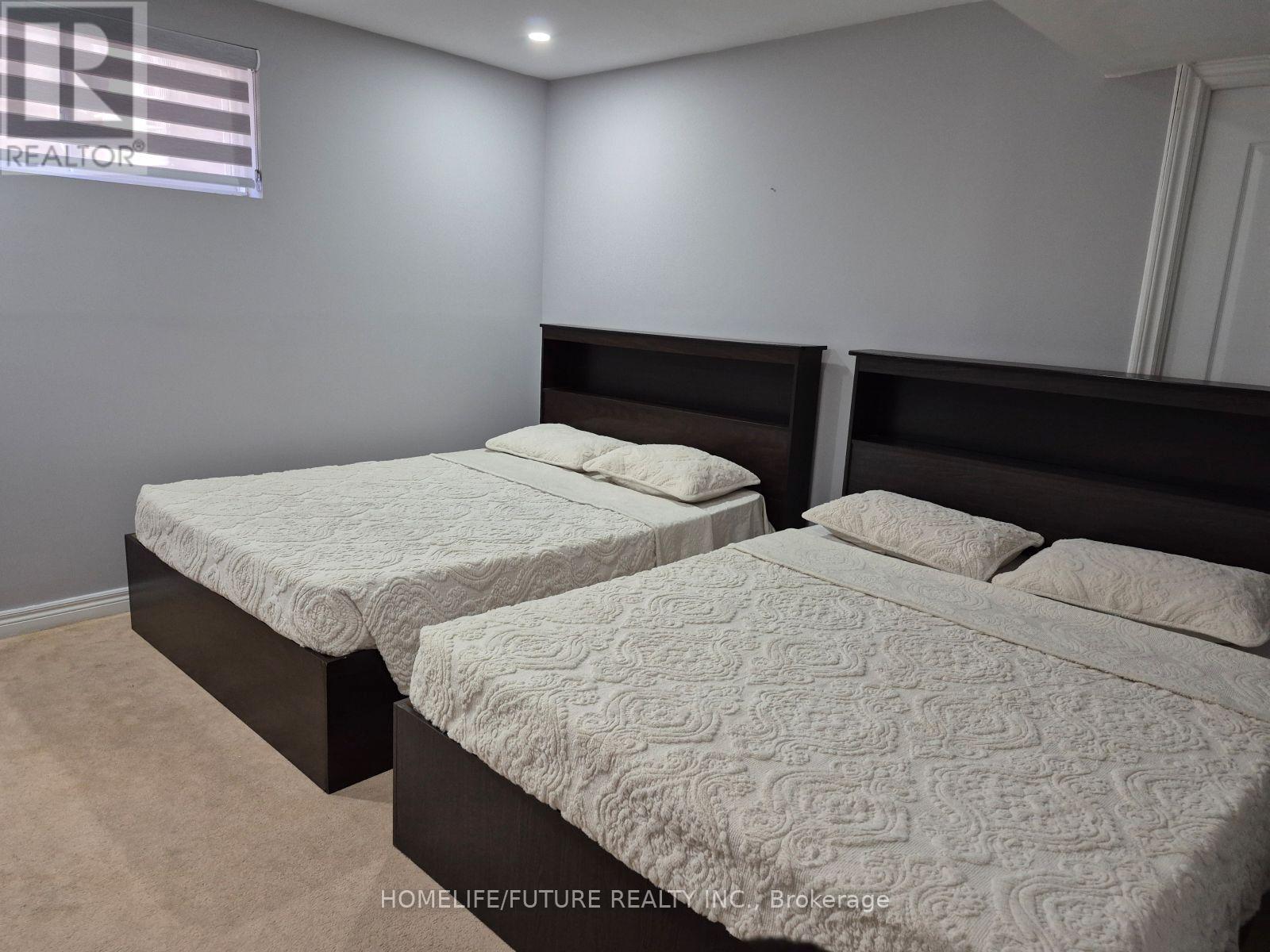 Bsmt - 1812 Woodview Avenue, Pickering, Ontario  L1V 1L4 - Photo 6 - E12076275