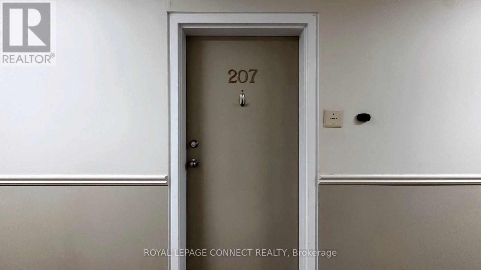 207 - 87 Aspen Springs Drive, Clarington, Ontario  L1C 5J8 - Photo 3 - E12076311