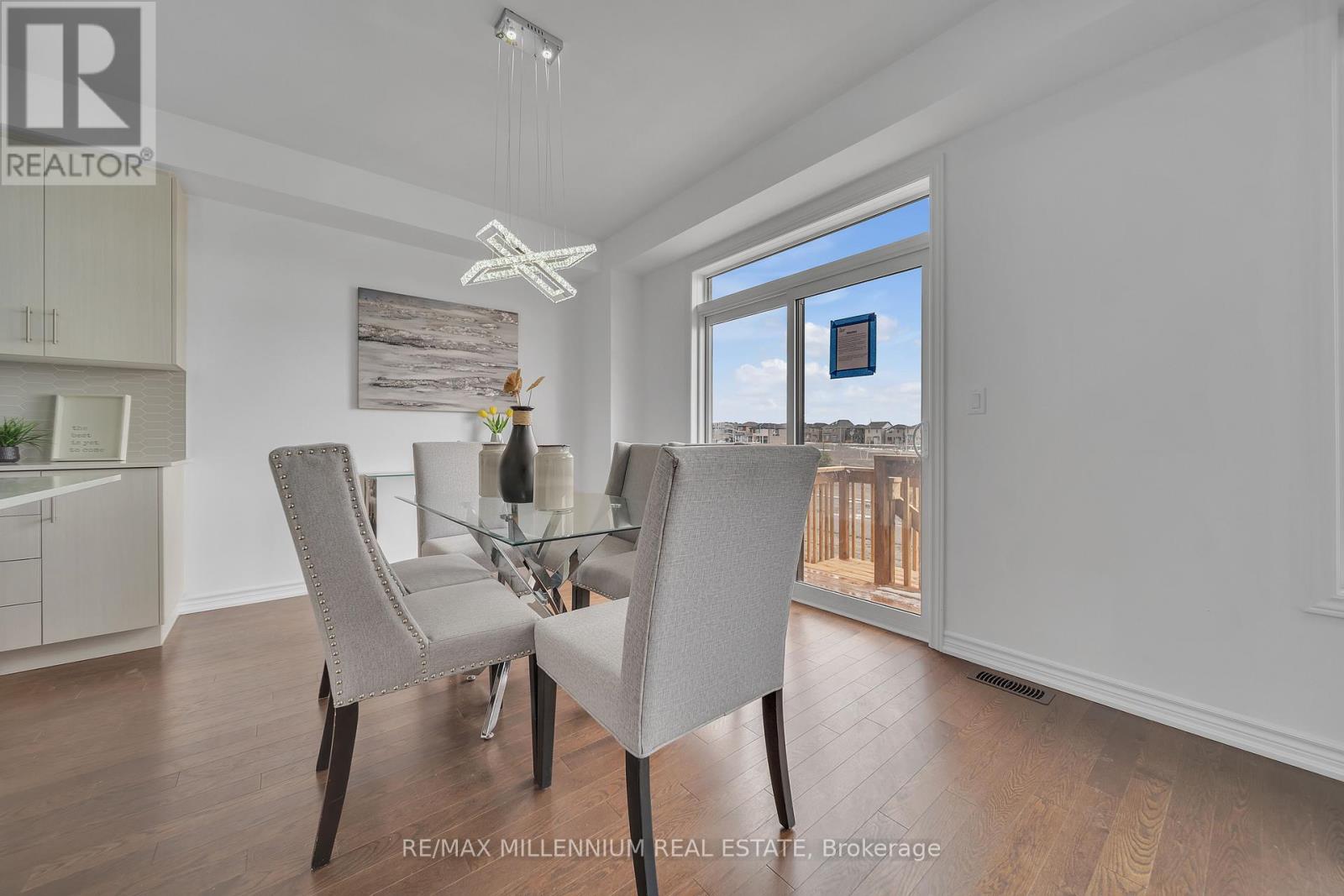 22 Phoenix Blvd Boulevard, Barrie, Ontario  L9J 0P7 - Photo 15 - S12076280