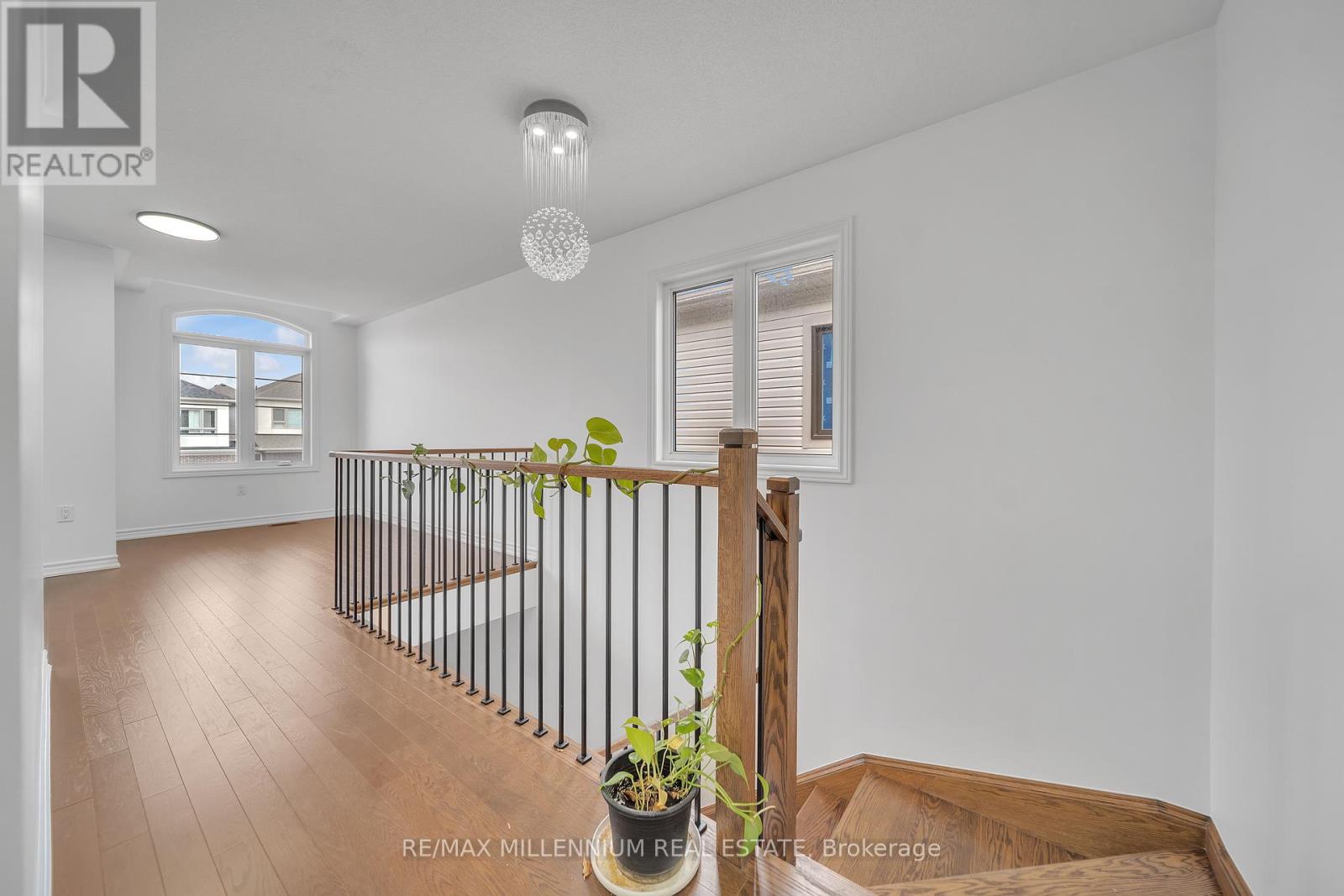 22 Phoenix Blvd Boulevard, Barrie, Ontario  L9J 0P7 - Photo 24 - S12076280
