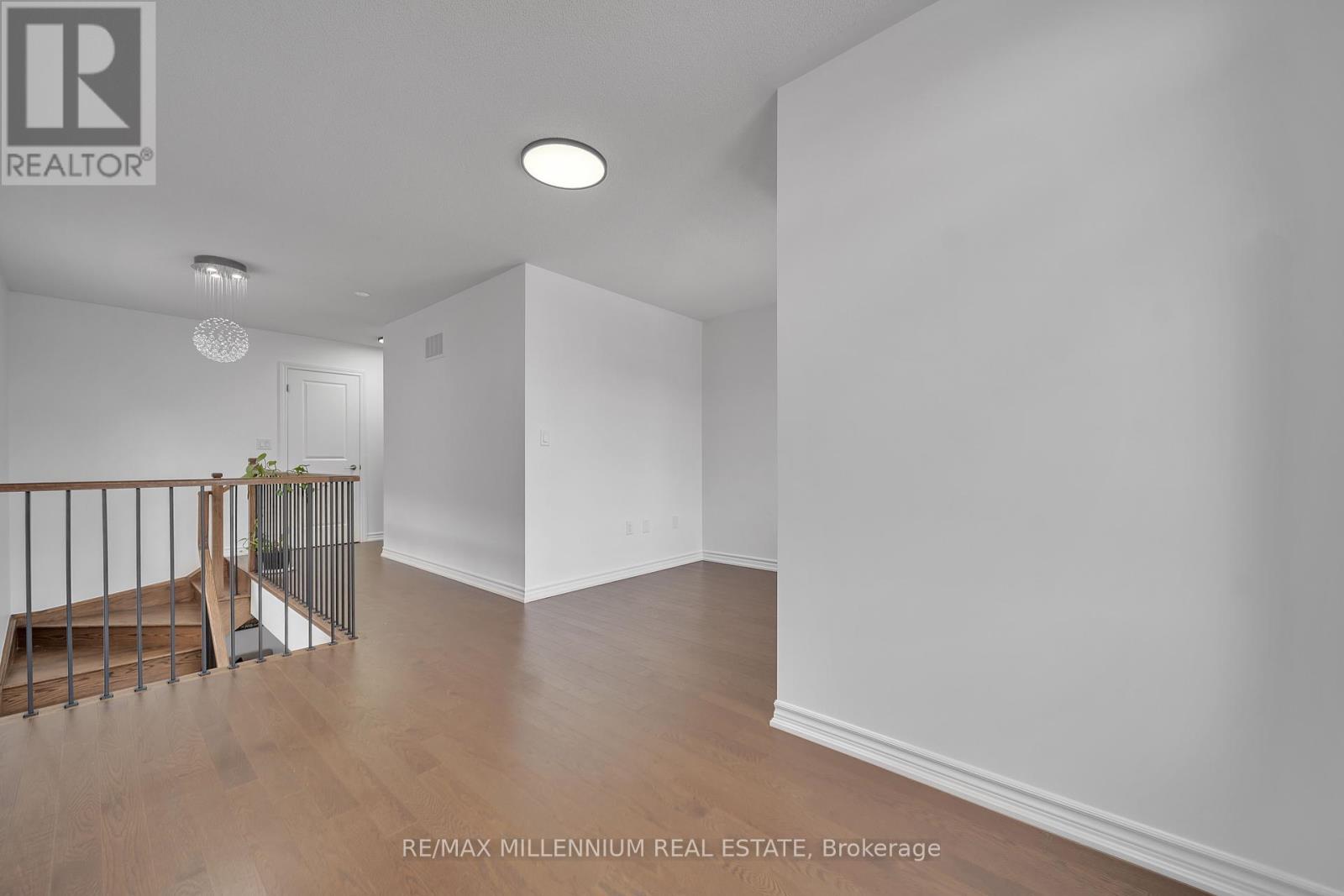 22 Phoenix Blvd Boulevard, Barrie, Ontario  L9J 0P7 - Photo 27 - S12076280