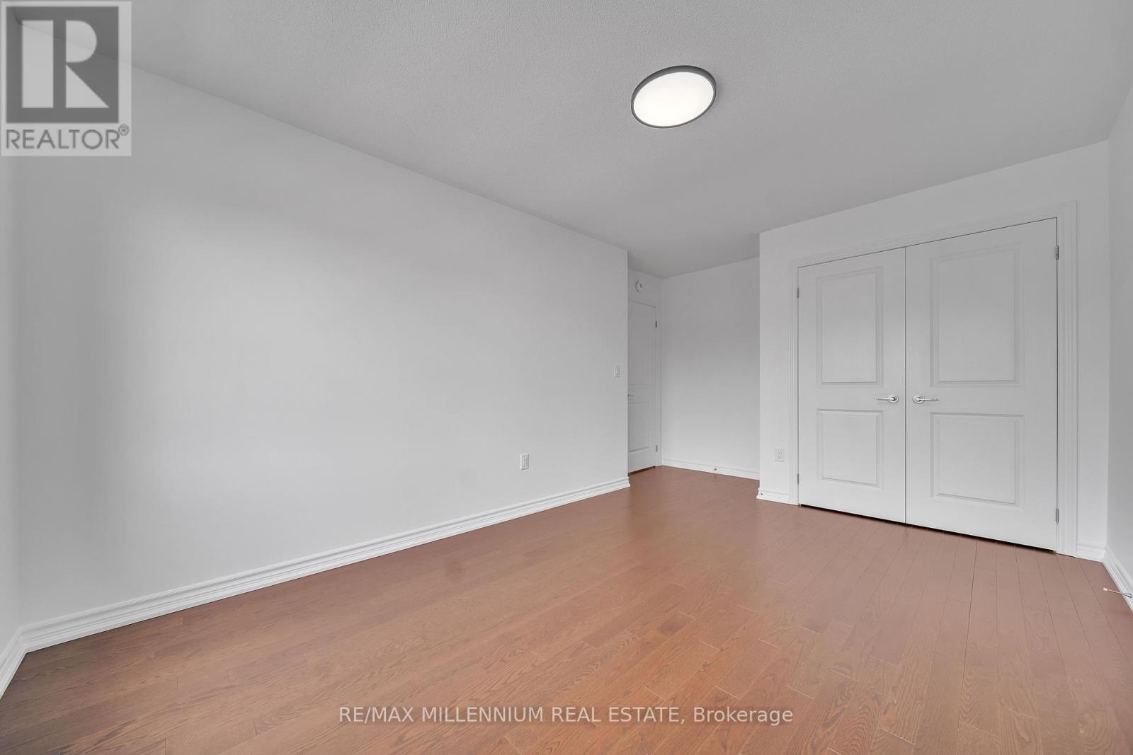 22 Phoenix Blvd Boulevard, Barrie, Ontario  L9J 0P7 - Photo 33 - S12076280