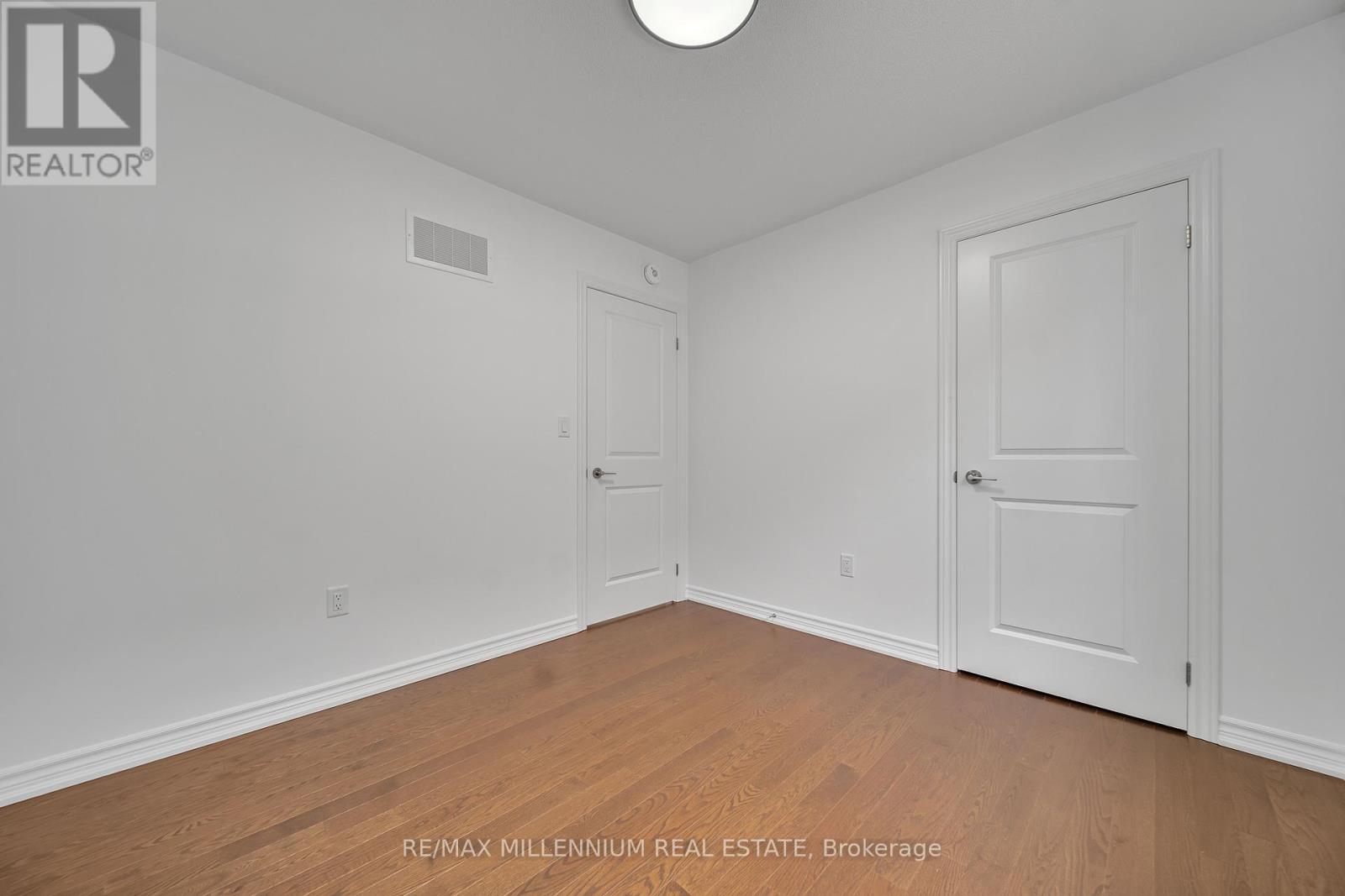22 Phoenix Blvd Boulevard, Barrie, Ontario  L9J 0P7 - Photo 41 - S12076280