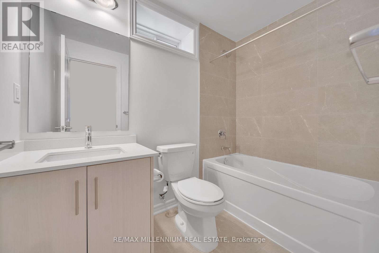 22 Phoenix Blvd Boulevard, Barrie, Ontario  L9J 0P7 - Photo 46 - S12076280