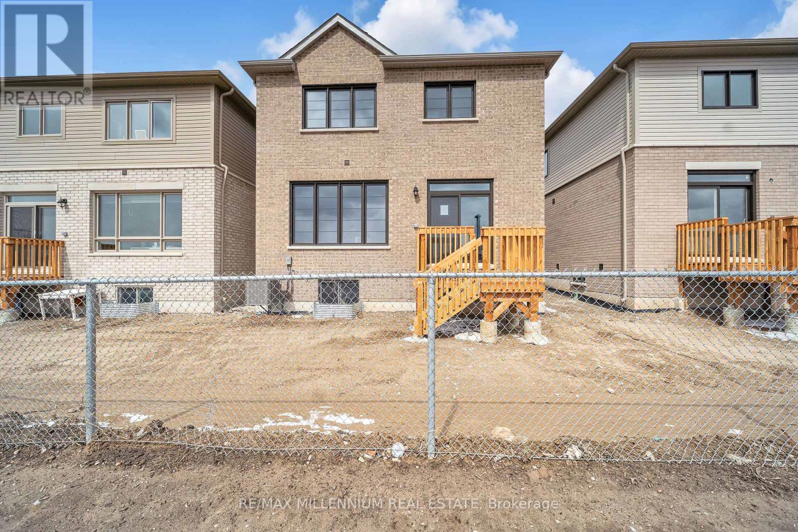 22 Phoenix Blvd Boulevard, Barrie, Ontario  L9J 0P7 - Photo 48 - S12076280