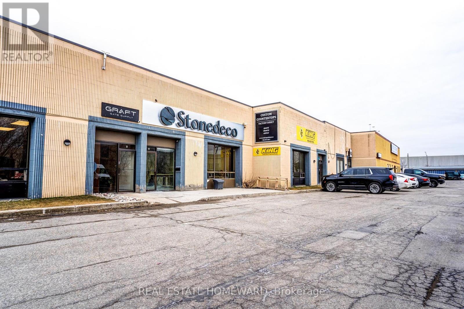 Unit 3 - 170 Bovaird Drive W, Brampton, Ontario  L7A 0H3 - Photo 2 - W12076315