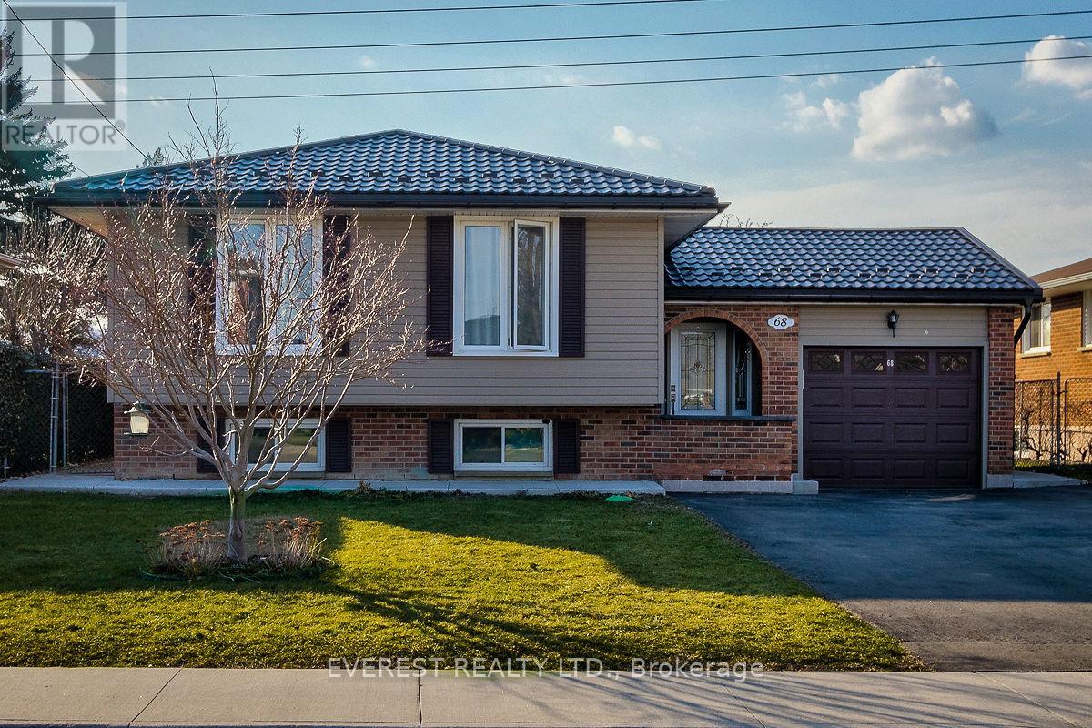 Property at 68 FOREST HILL CRESCENT image 1