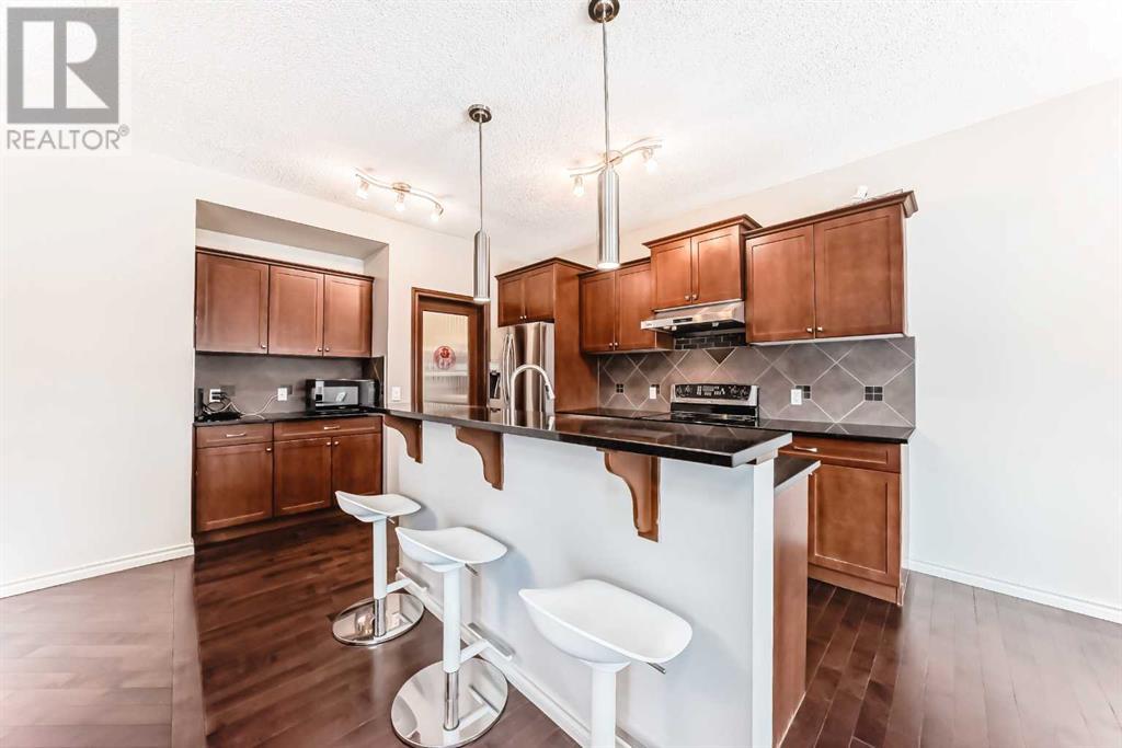 Property at 103 Aspen Hills Close SW image 5