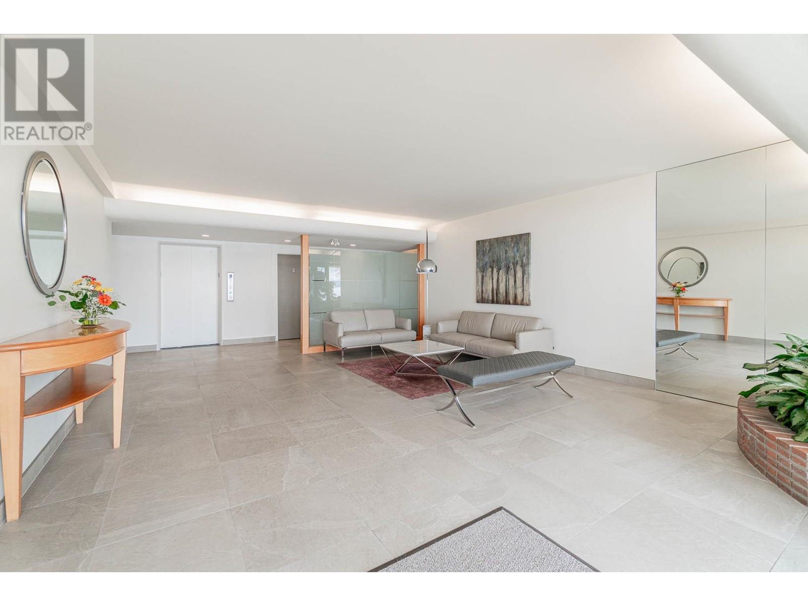 106 1949 Beach Avenue, Vancouver, British Columbia  V6G 1Z2 - Photo 36 - R2989277