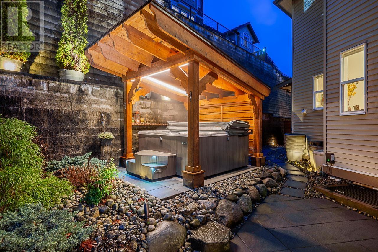 1412 Strawline Hill Street, Coquitlam, British Columbia  V3E 0L5 - Photo 39 - R2989282