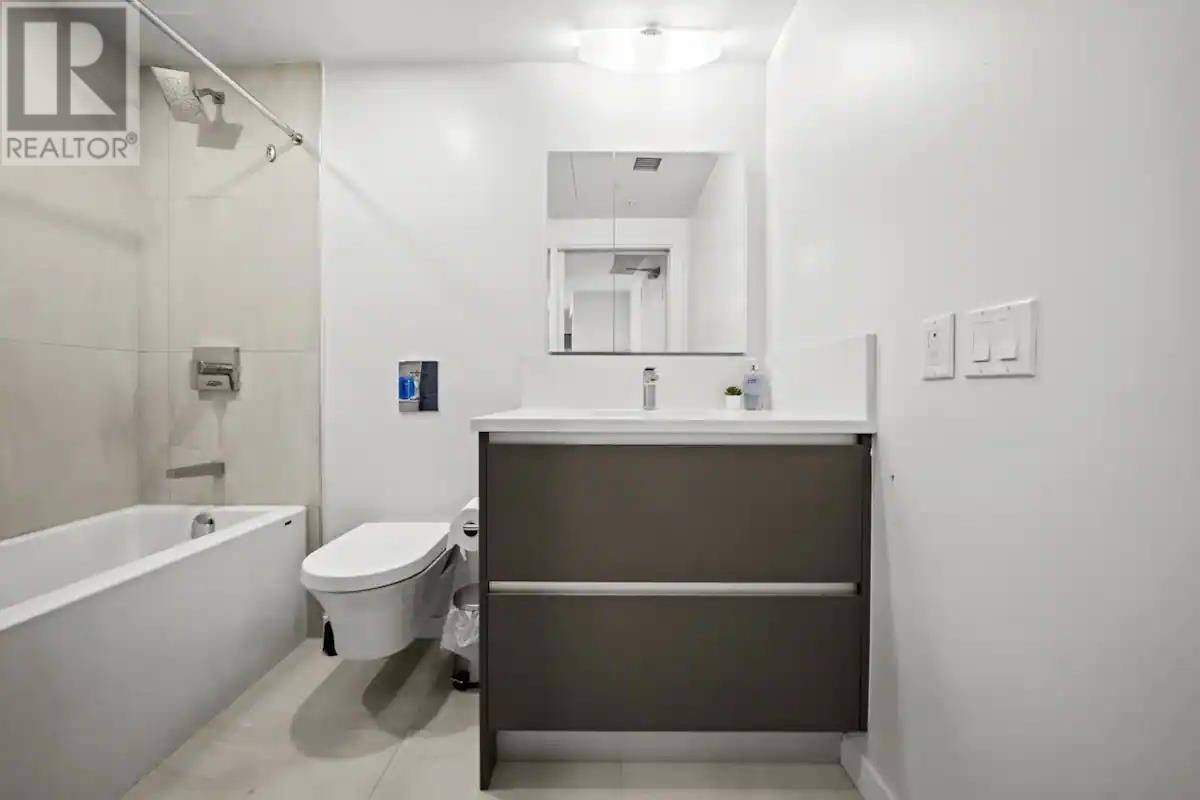 725 180 E 2nd Avenue, Vancouver, British Columbia  V5T 0K4 - Photo 4 - R2989258