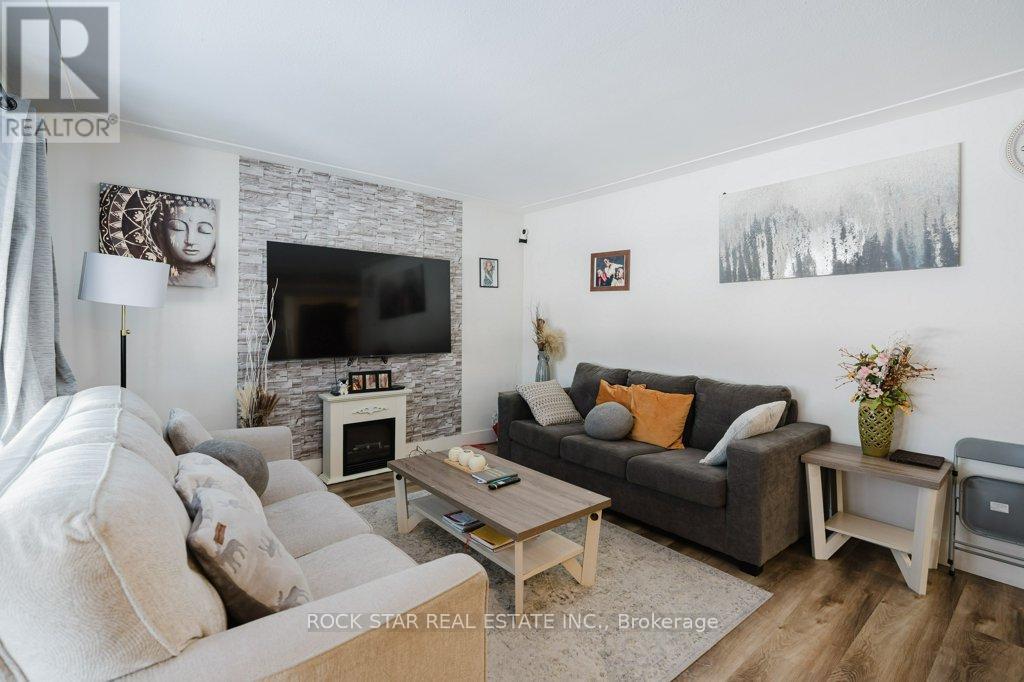 Property at 859 UPPER OTTAWA STREET image 1