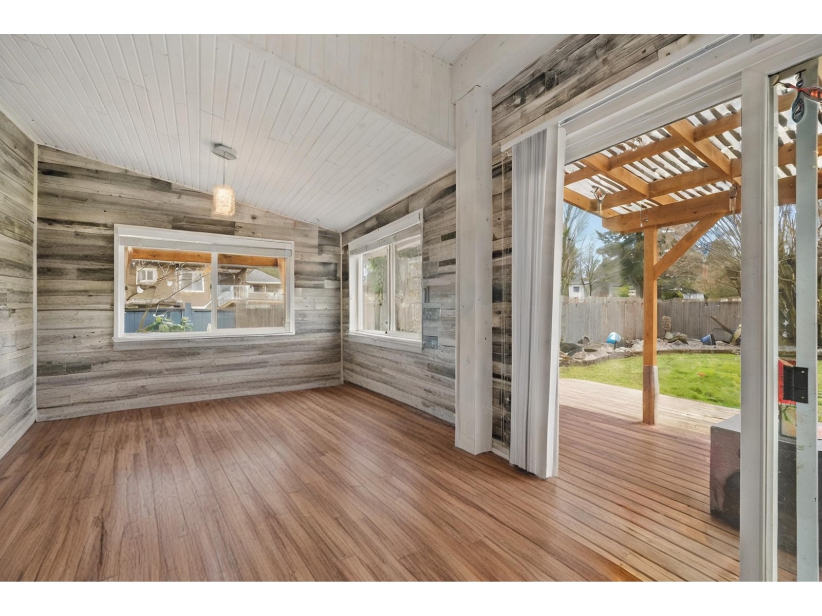 12986 107a Avenue, Surrey, British Columbia  V3T 2G7 - Photo 16 - R2968498