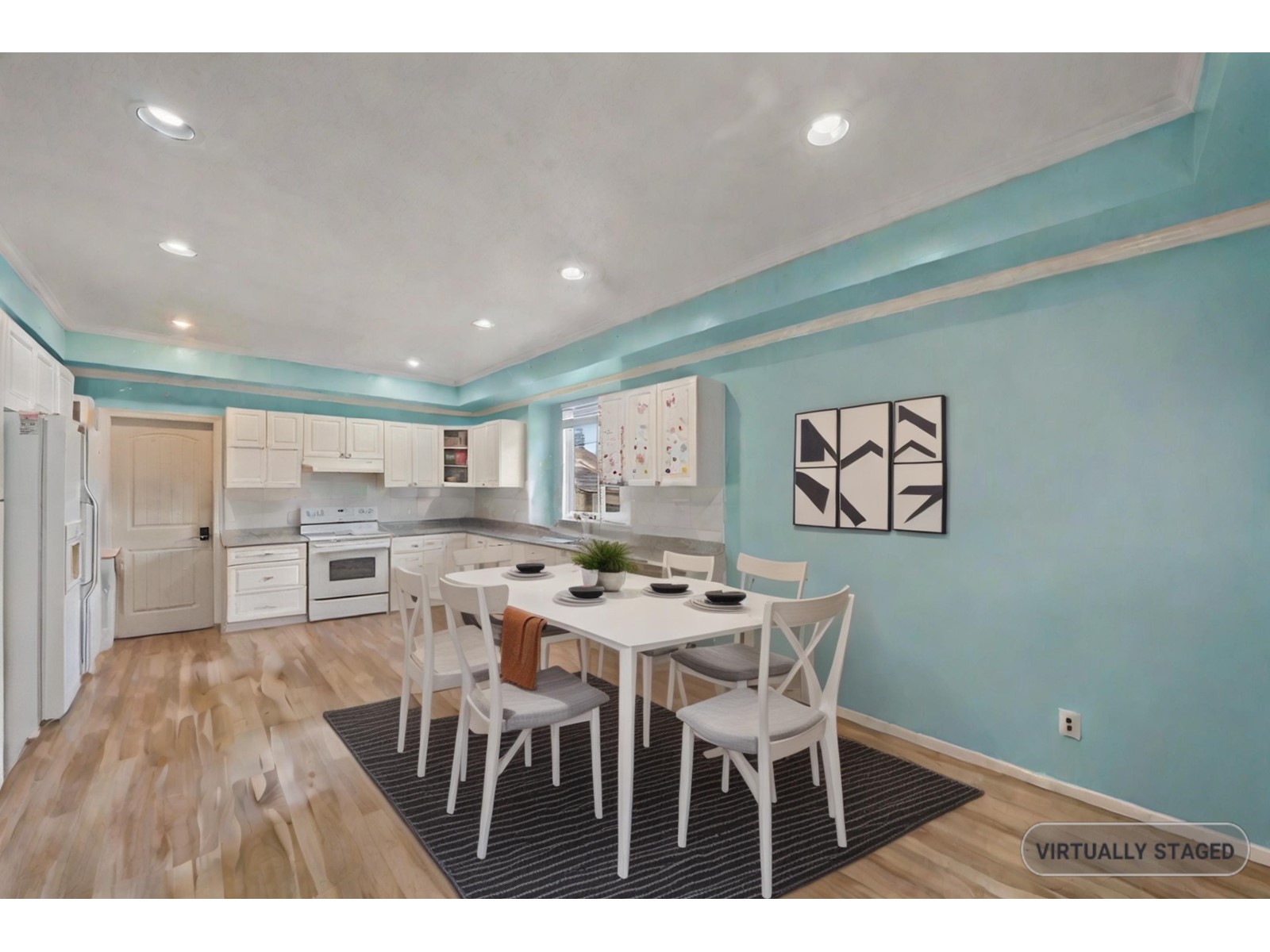 12986 107a Avenue, Surrey, British Columbia  V3T 2G7 - Photo 10 - R2968498