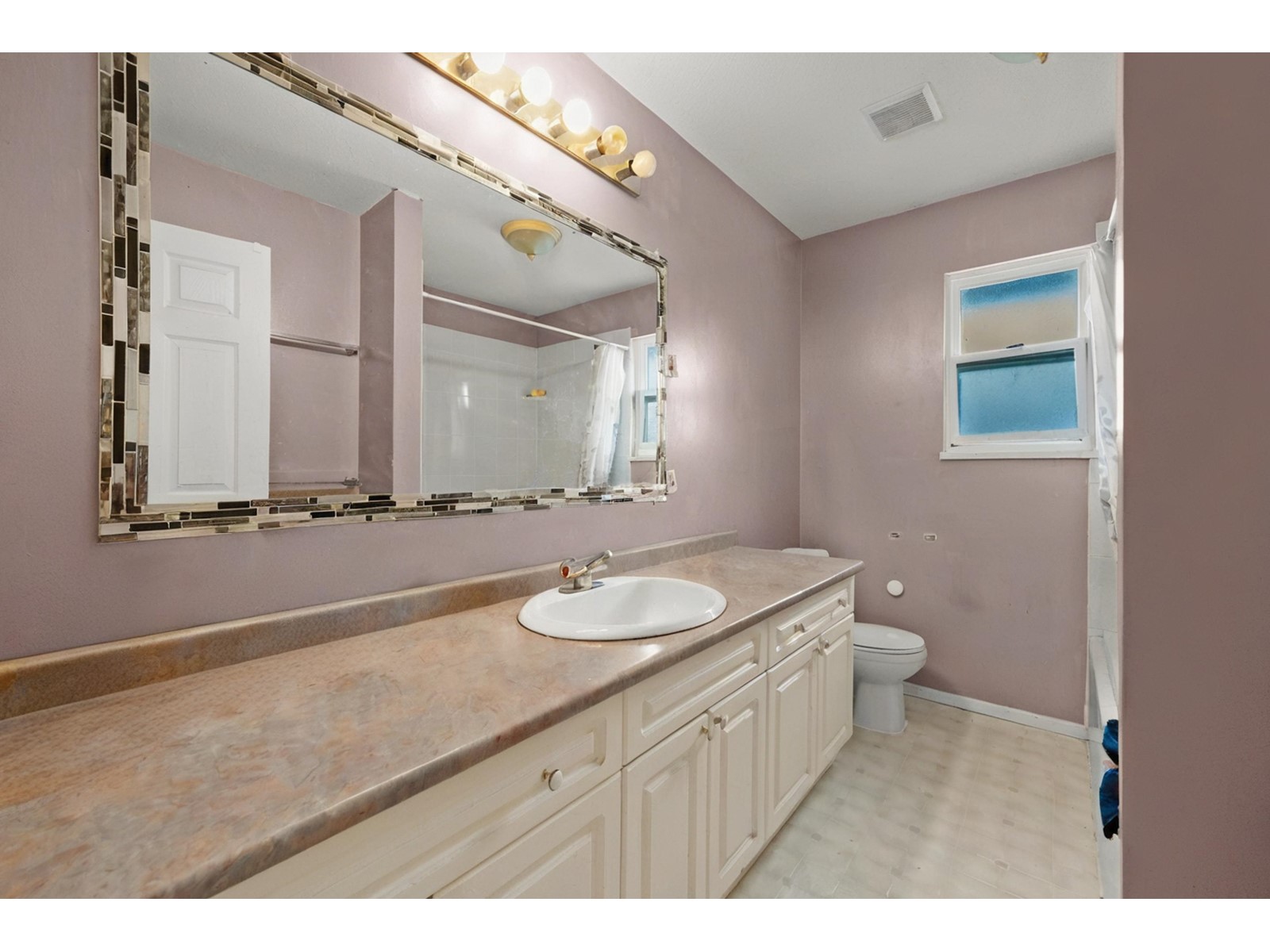 12986 107a Avenue, Surrey, British Columbia  V3T 2G7 - Photo 15 - R2968498