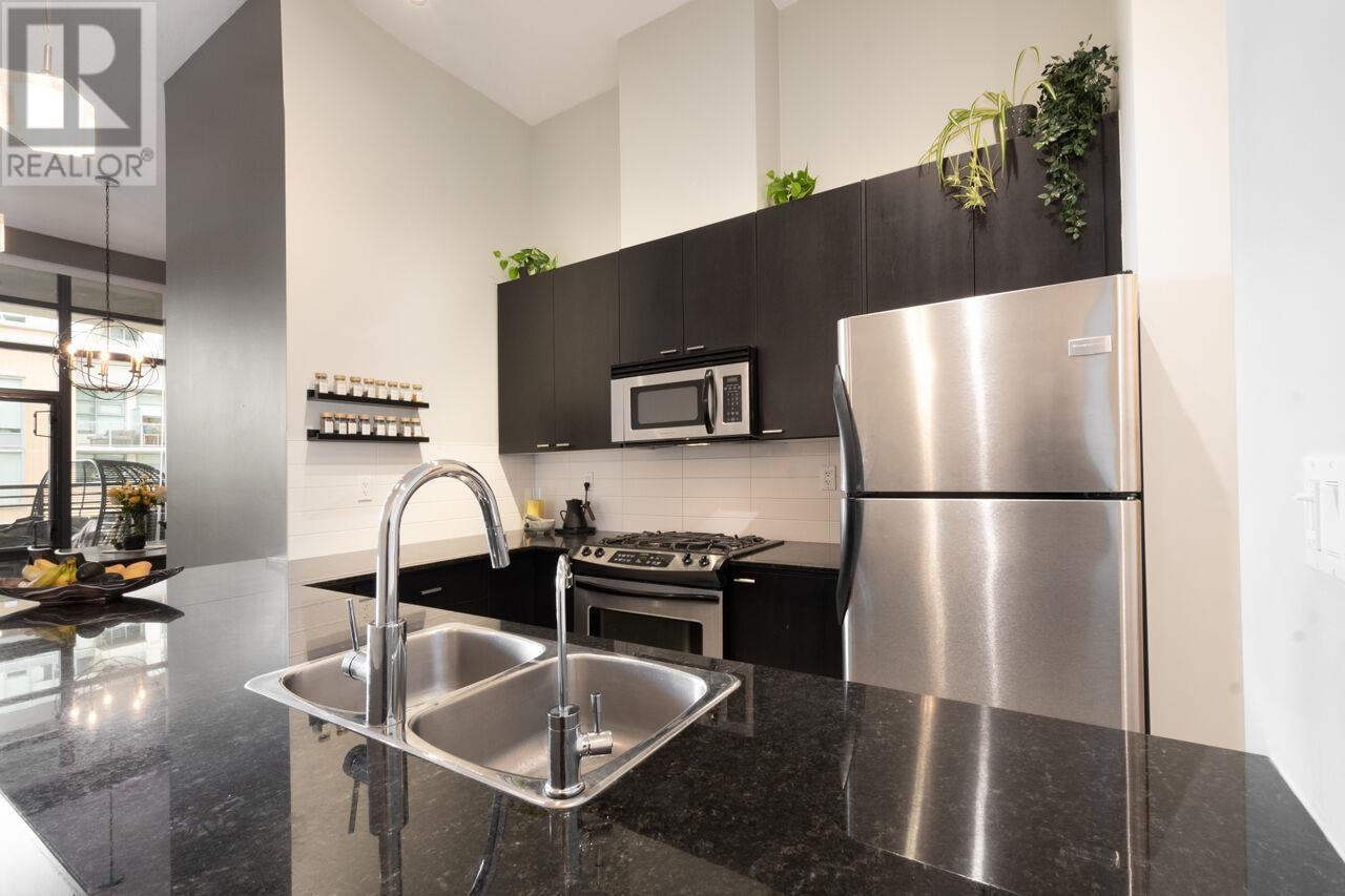 401 39 Sixth Street, New Westminster, British Columbia  V3L 0B3 - Photo 5 - R2988302
