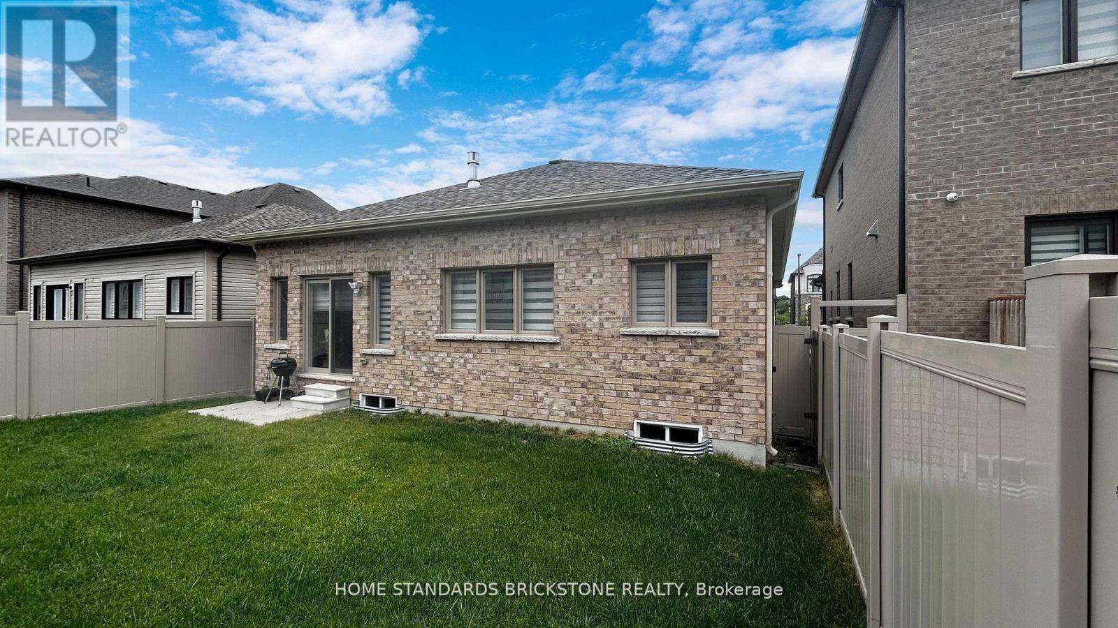 107 Connell Drive, Georgina, Ontario  L4P 0K3 - Photo 36 - N12076402