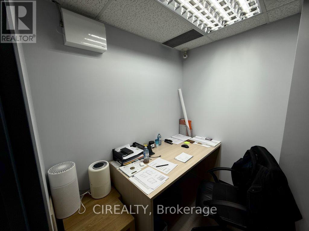 Second Floor - 230 Watline Avenue, Mississauga, Ontario  L4Z 1P4 - Photo 15 - W12076353