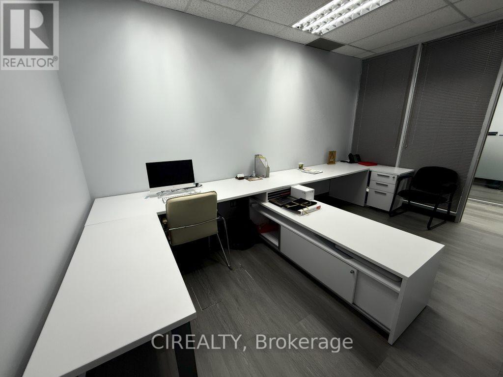 Second Floor - 230 Watline Avenue, Mississauga, Ontario  L4Z 1P4 - Photo 18 - W12076353