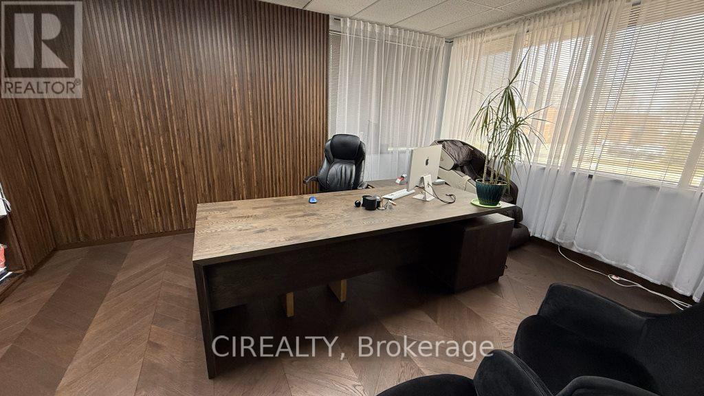 Second Floor - 230 Watline Avenue, Mississauga, Ontario  L4Z 1P4 - Photo 9 - W12076353